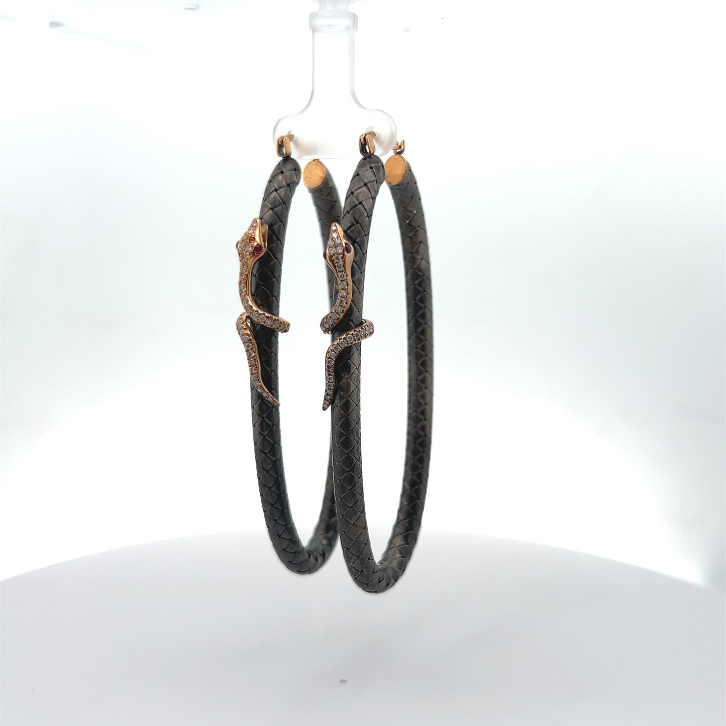 Climbing Serpent with Ruby Eyes and Diamonds (№121)
