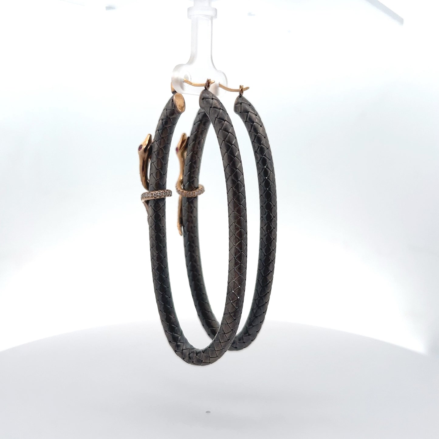 Climbing Serpent with Ruby Eyes and Diamonds (№121)