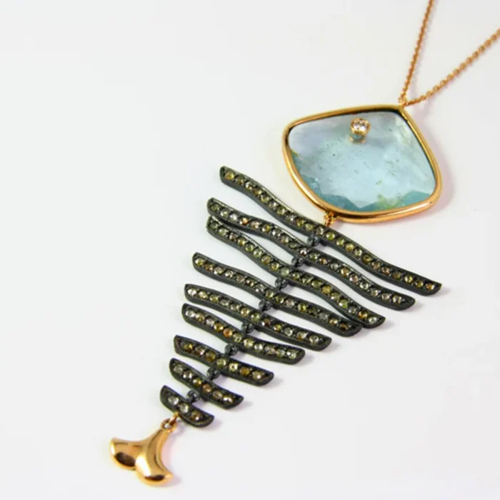 London Blue Topaz Fish Necklace with Diamonds - Summer Edition - Görsel 1