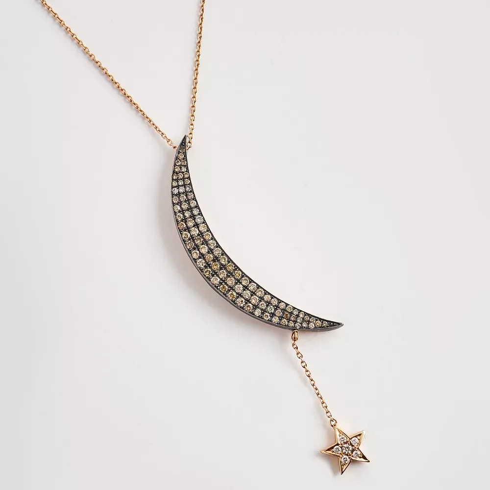 P230112 Carrie's Moon Necklace - Image 5