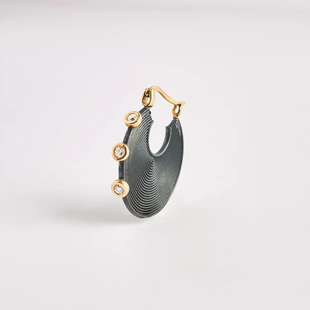 E230189 Gasia Hoop Earrings - Image 1