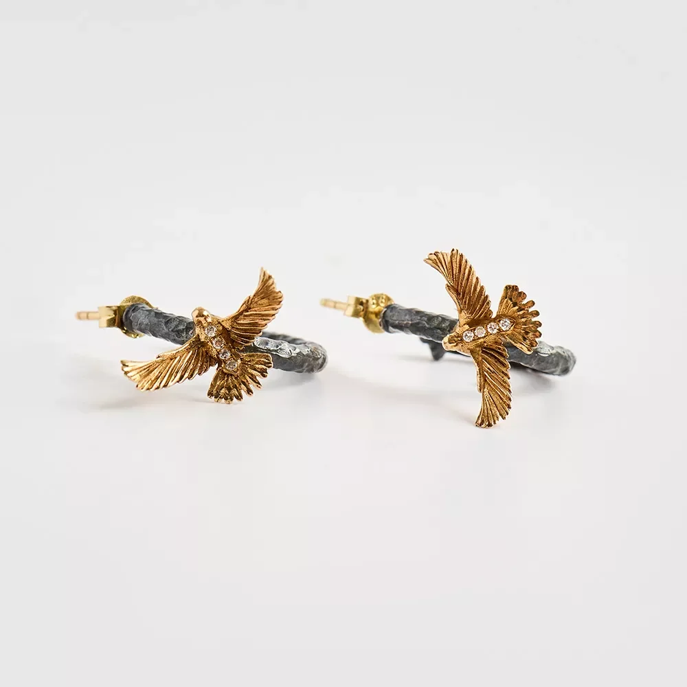 e240136 Güvercin detaylı halka küpe - Image 4