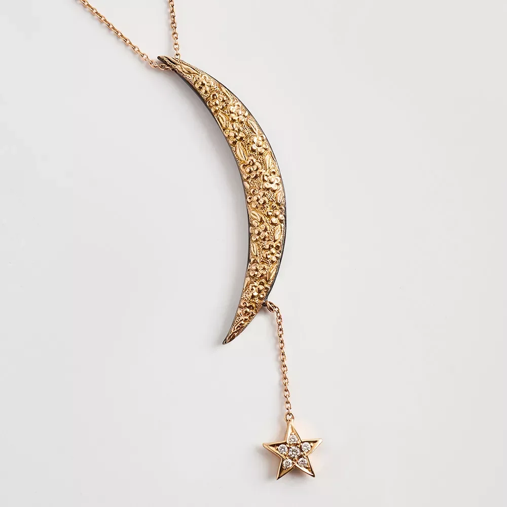 P230112 Carrie's Moon Necklace - Image 7