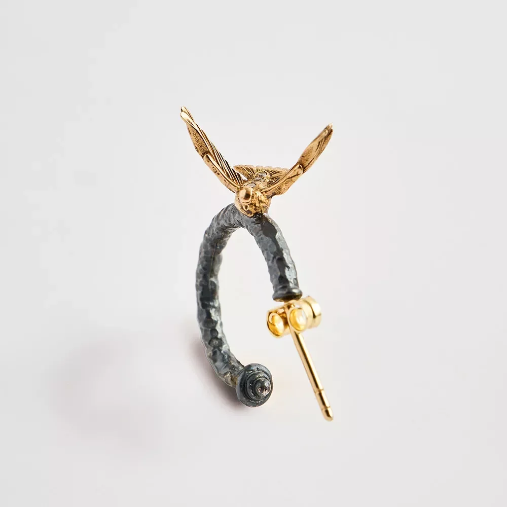 e240136 Güvercin detaylı halka küpe - Image 1