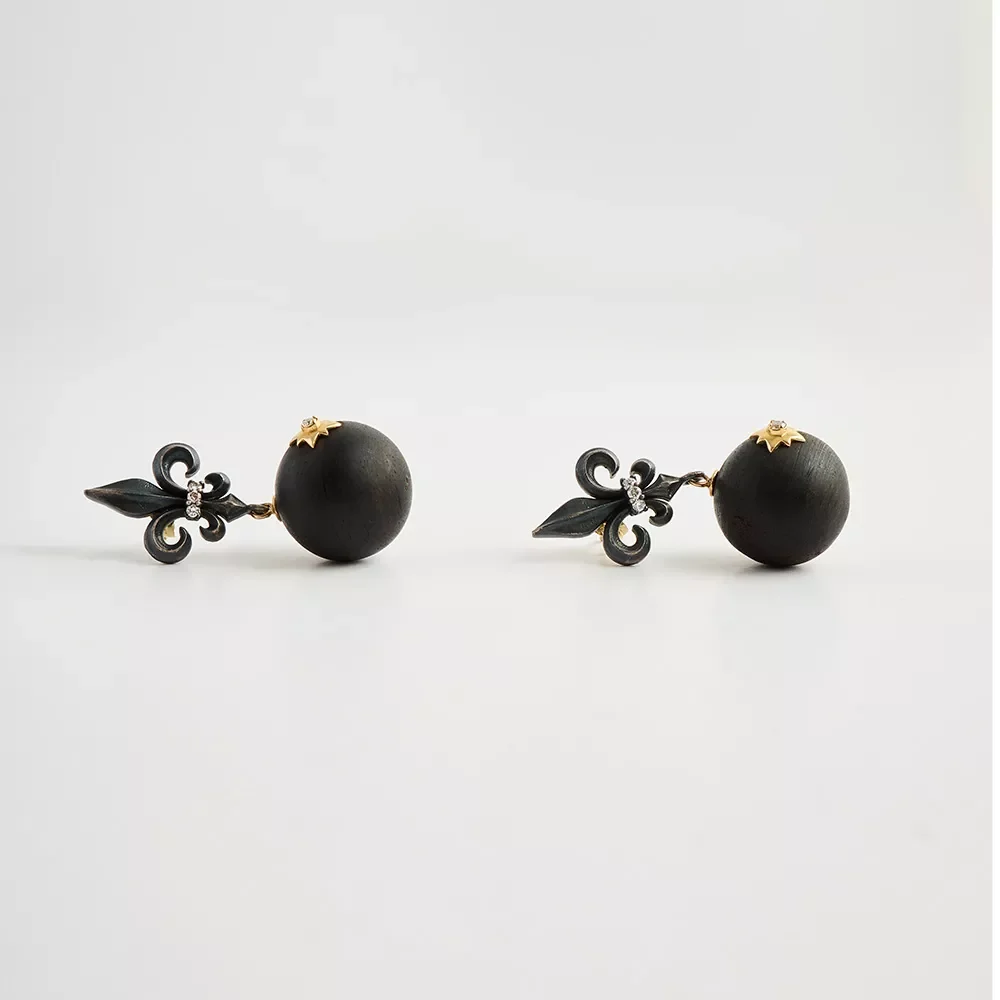 E240052 Fleur de Lis Küpe - Image 4