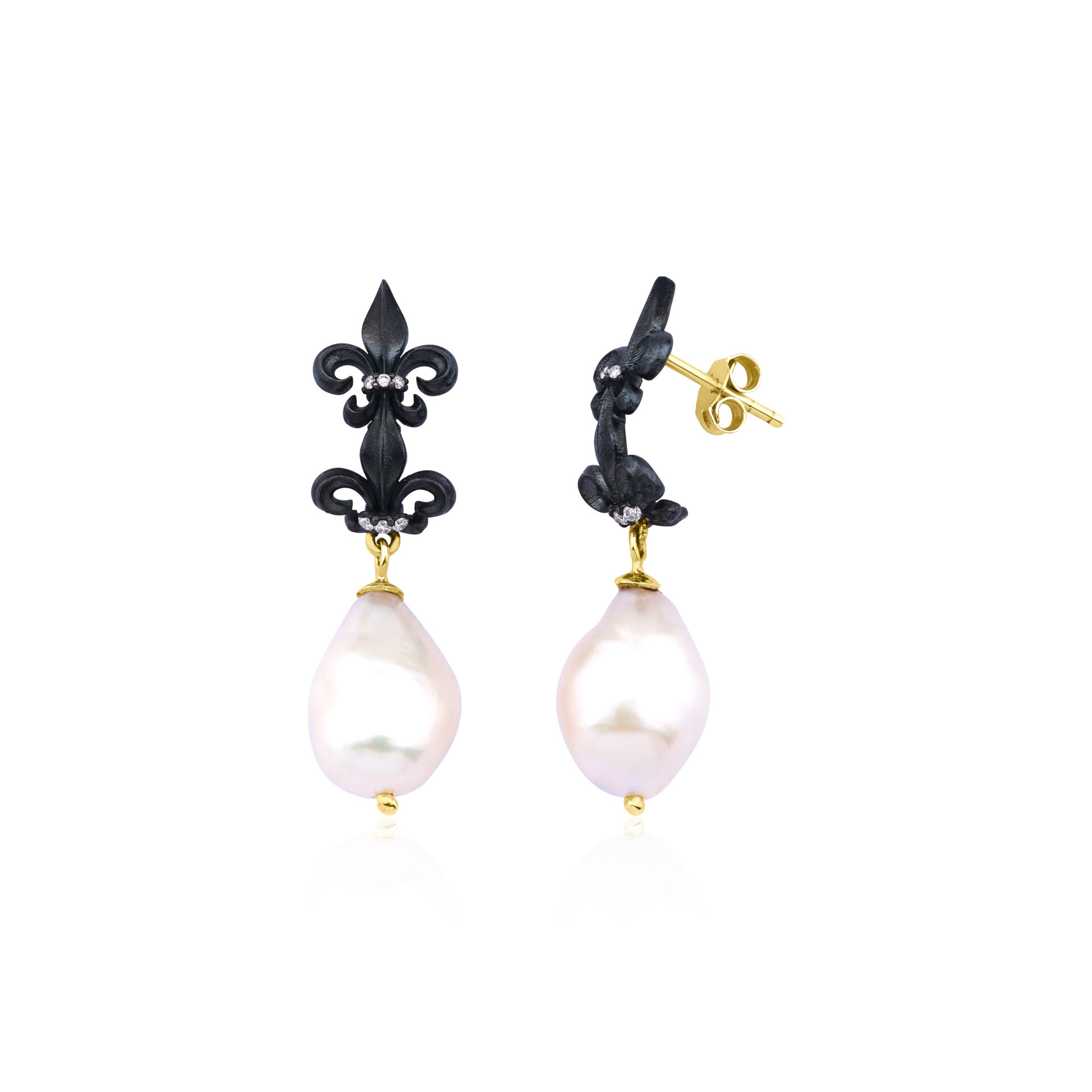 E240071 Fleur de Lis Detaylı Barok inci sallantılı küpe - Image 2