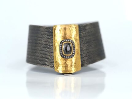 Siyah Elmaslı Özel Trabzon Hasır Kelepçe