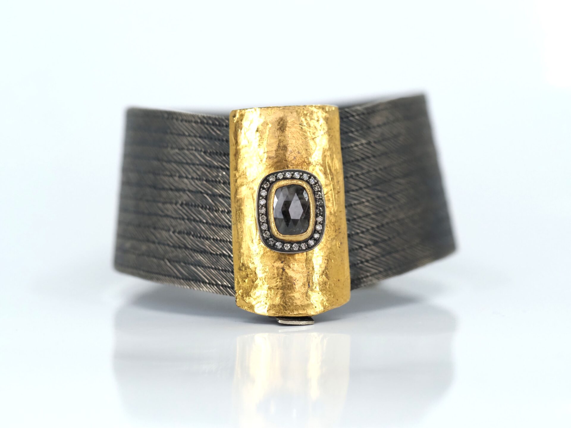 B150142 Siyah Elmaslı Özel Trabzon Hasır Kelepçe - Görsel 1