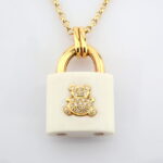 Beyaz akik kilit kolye - Görsel 2