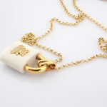 Beyaz akik kilit kolye - Görsel 3