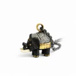 Pırlantalı Fil Figürlü Tasarım Altın Kolye