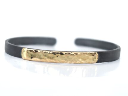 Dövülü Erkek Bileklik