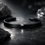 Minimal Pırlanta Detaylı Karbon Fiber Bileklik - Image 2