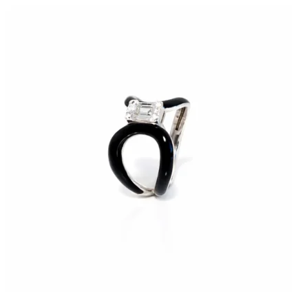 Siyah Mineli Baget Pırlanta Tasarım Yüzük