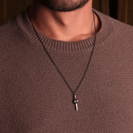 Ağzından Kılıç Geçen Kuru Kafa Kolye