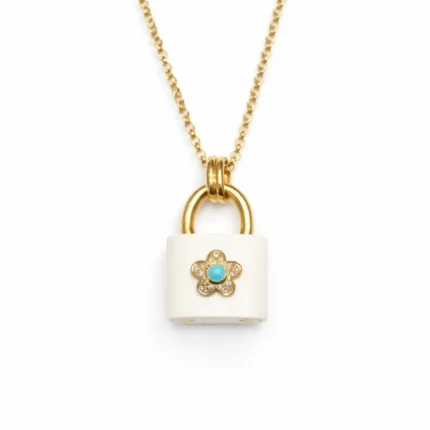 Beyaz Akik Kilit Formlu Turkuaz ve Pırlanta Detaylı Altın Kolye