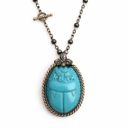 Firuze Scarab Motifli Pırlanta Kolye