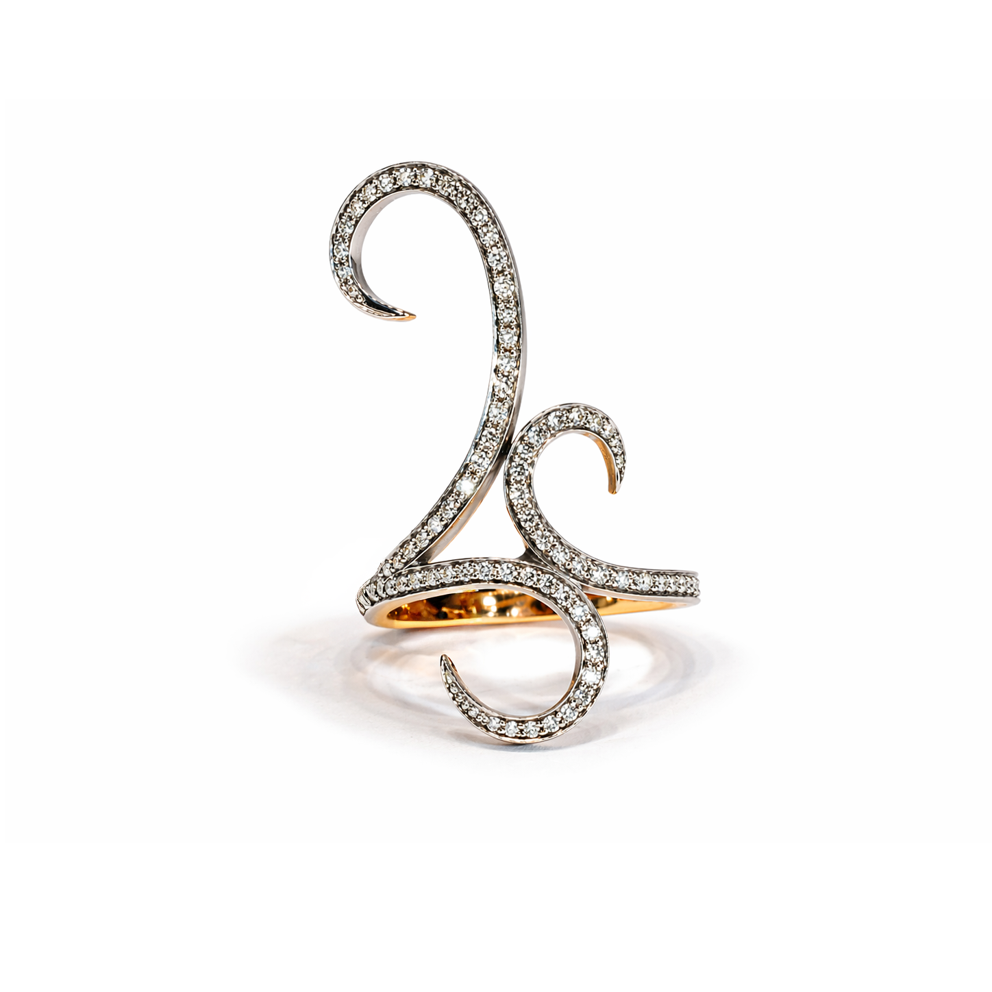 Pırlanta taşlı kıvrımlı tasarım modern yüzük Pırlanta taşlı kıvrımlı tasarım modern yüzük - Görsel 1