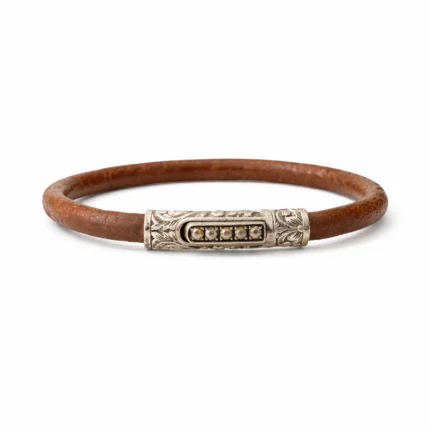 Türkbükü Yuvarlak Kahverengi Deri Pırlanta Detaylı Erkek Bileklik